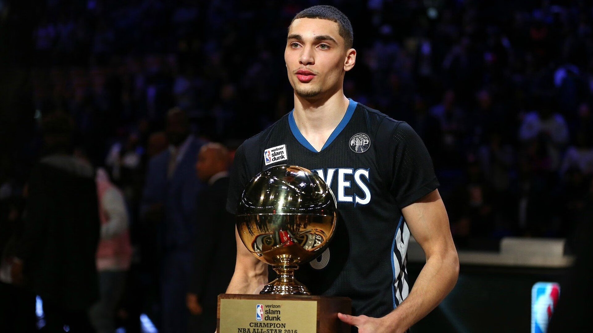 奥恰洛夫一肩扛起奥地利荣光，团队足球完胜英格兰孤星